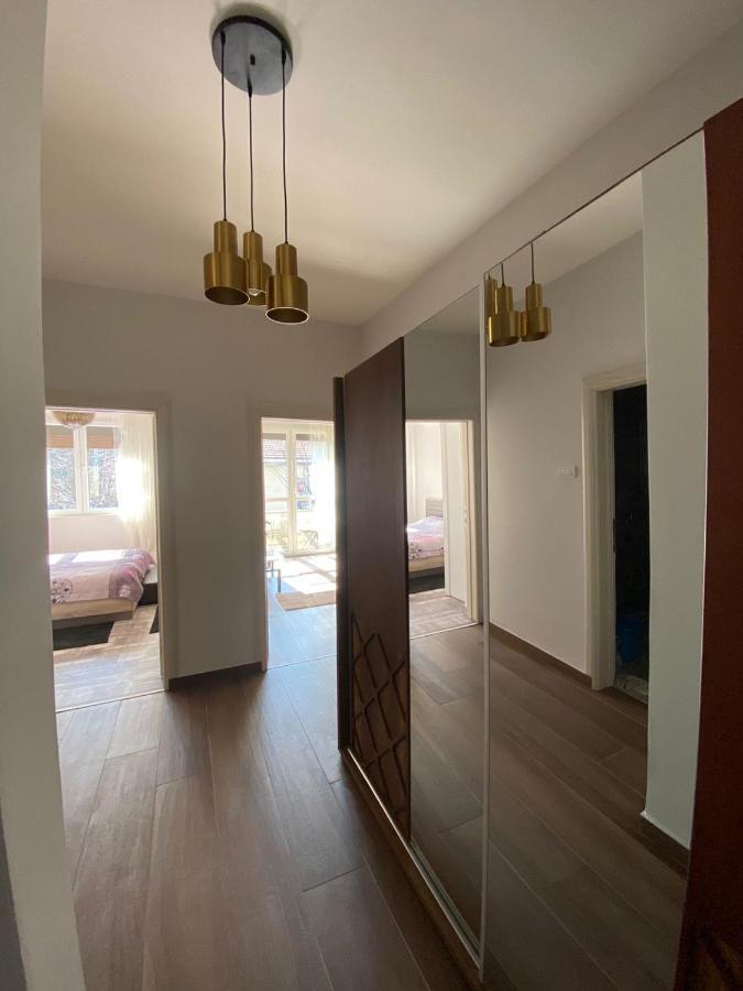Apartmani Vila Τσέτινιε Εξωτερικό φωτογραφία